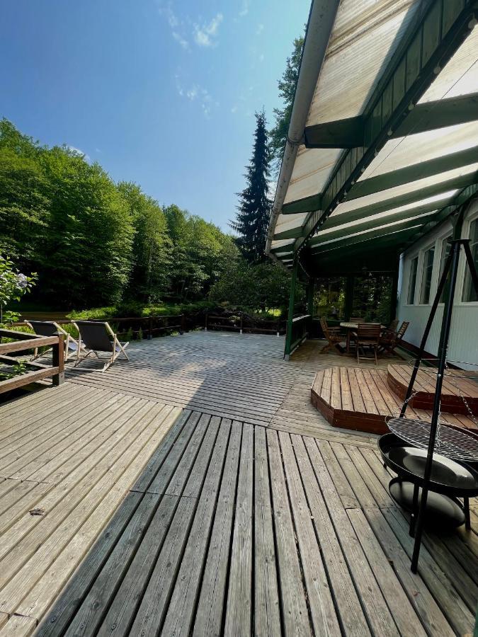 Domek W Glebi Lasu Nad Stawem Wierszyno Exterior foto